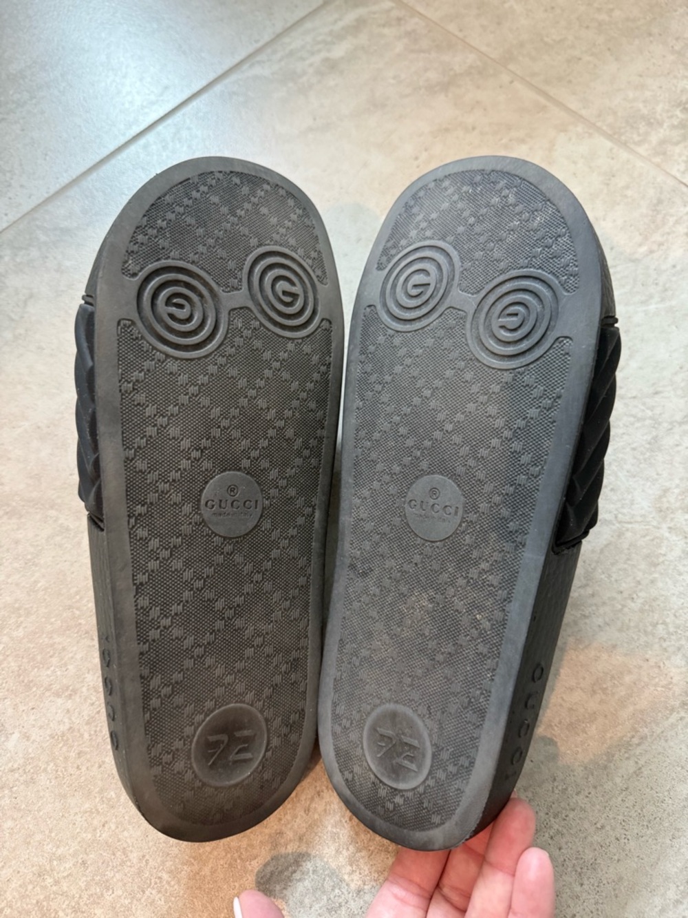 Authentic Gucci Matelasse Black Logo Slide Sandals - Women Size 38 / 7.5 - Picture 9 of 10